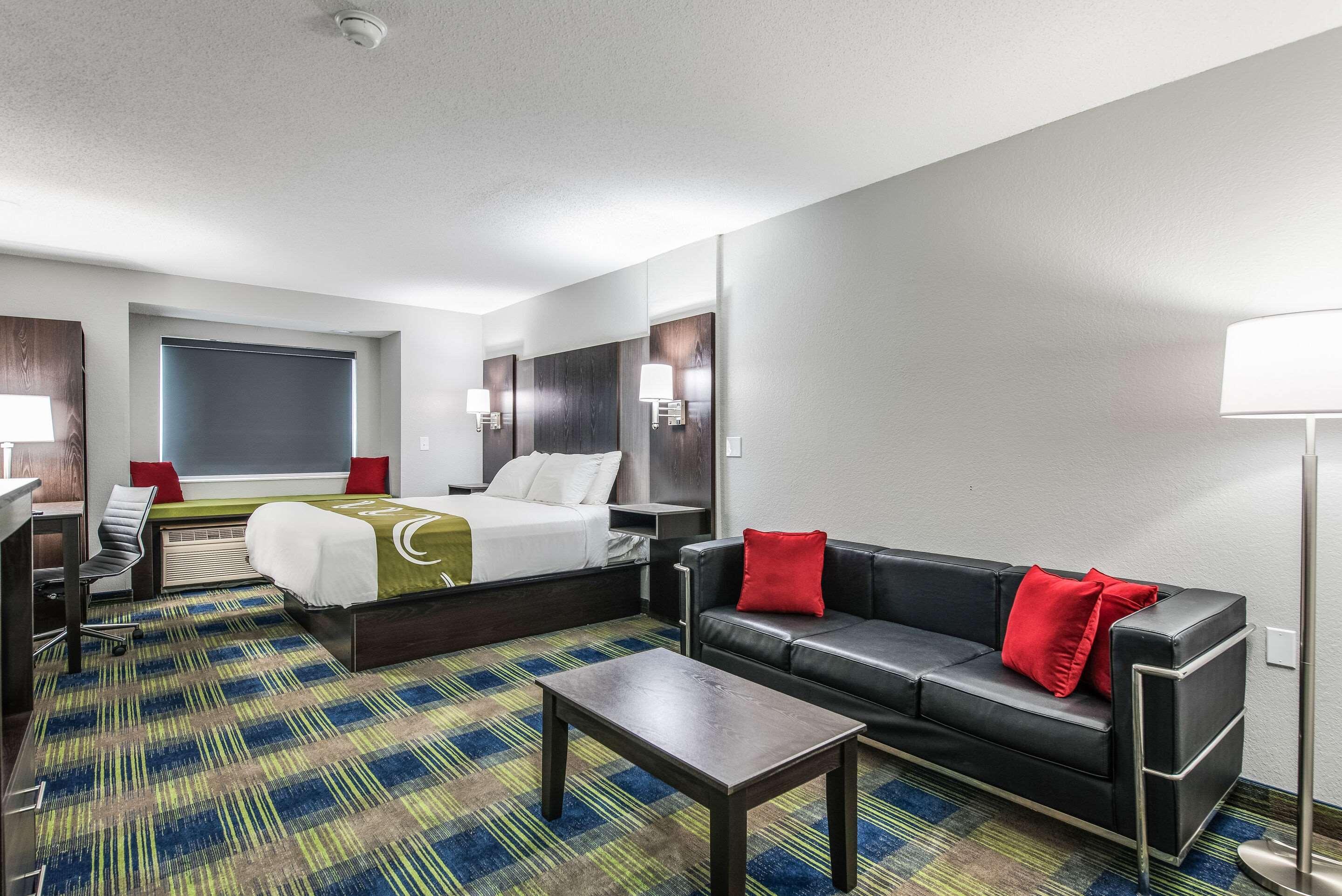Quality Inn Owatonna Near Medical Center Exterior photo